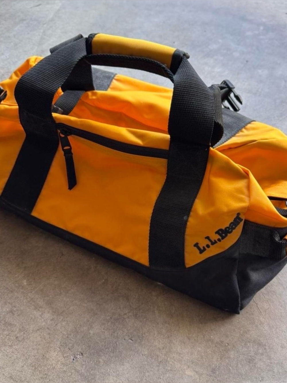 L.L. Bean Small Yellow and Black Duffel Bag - parent trap inspired, so cute!